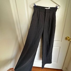 Viral Abercrombie & Fitch Trousers